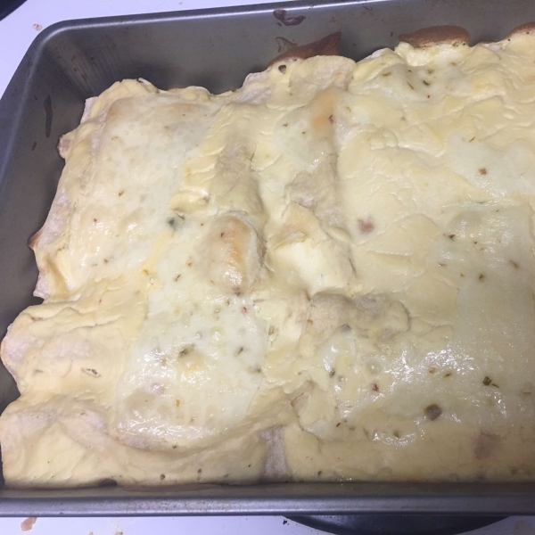 Low-Fat Sour Cream Chicken Enchiladas