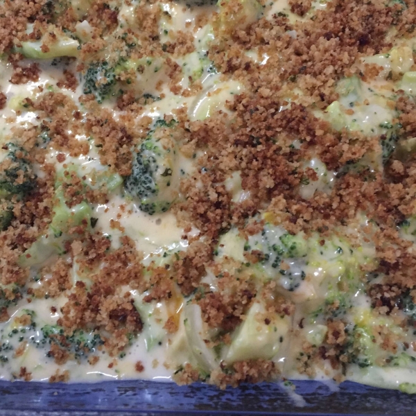 Creamy Broccoli and Cheese Casserole