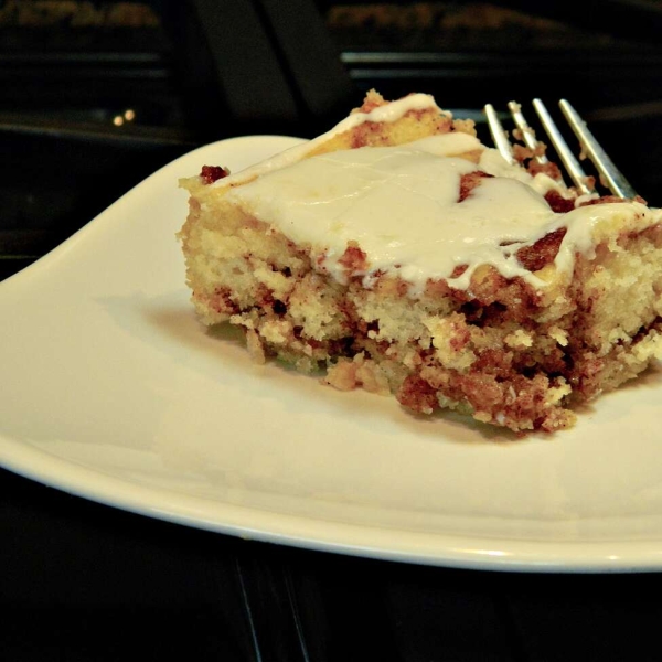 Cinnamon Roll Swirl Coffee Cake