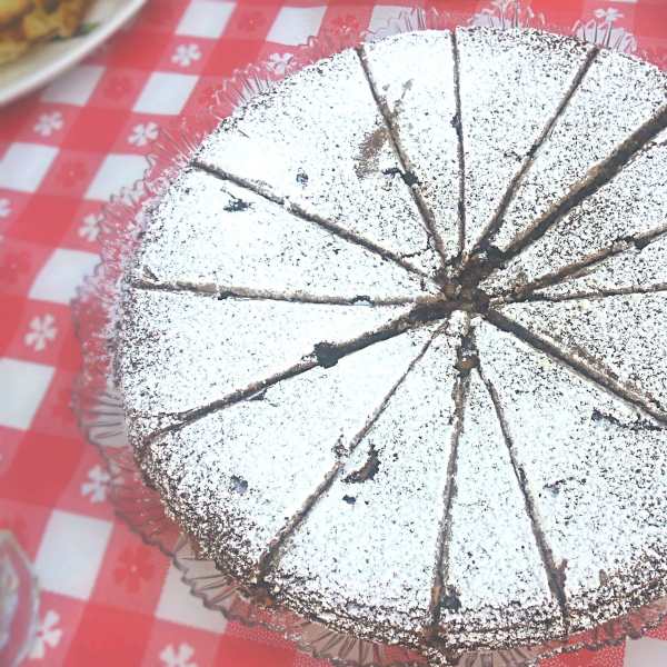 Torta Caprese con le Noci (Italian Chocolate Cake)