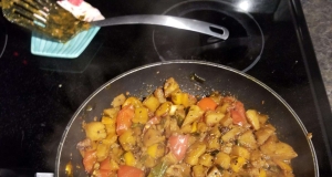 Bell Pepper, Tomato, and Potato Indian Curry