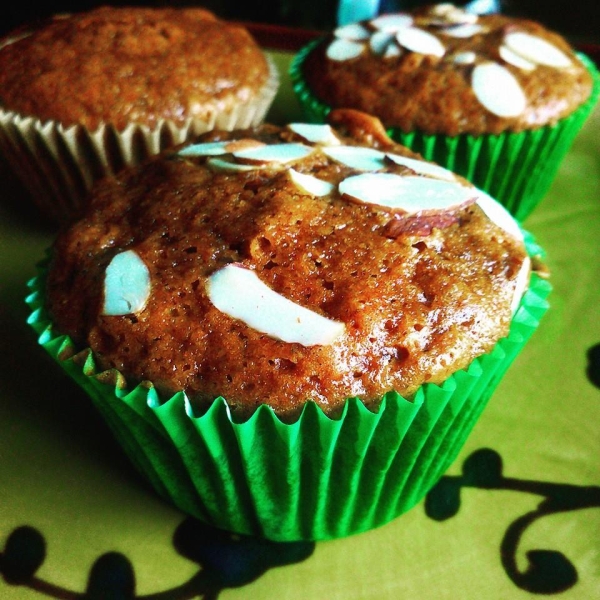 Gingerbread-Pear Muffins