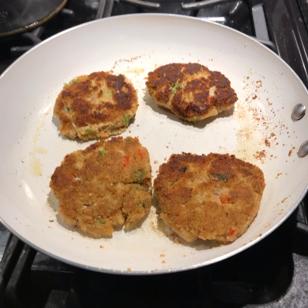 Lori's Famous Crab Cakes