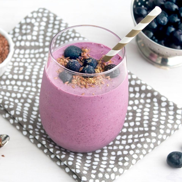 Probiotic Peanut Butter-Berry Smoothie