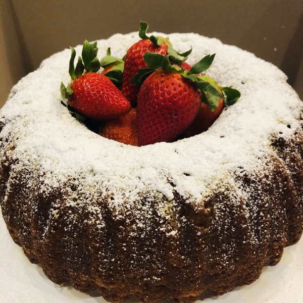 White Wine Pound Cake