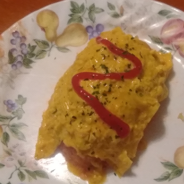 Omuraisu (Japanese Rice Omelet)