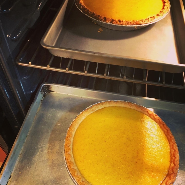 REAL Homemade Pumpkin Pie