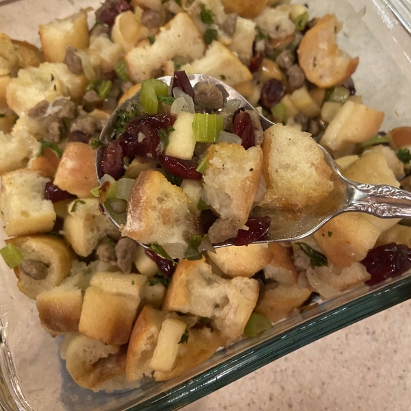 Awesome Sausage, Apple, and Cranberry Stuffing