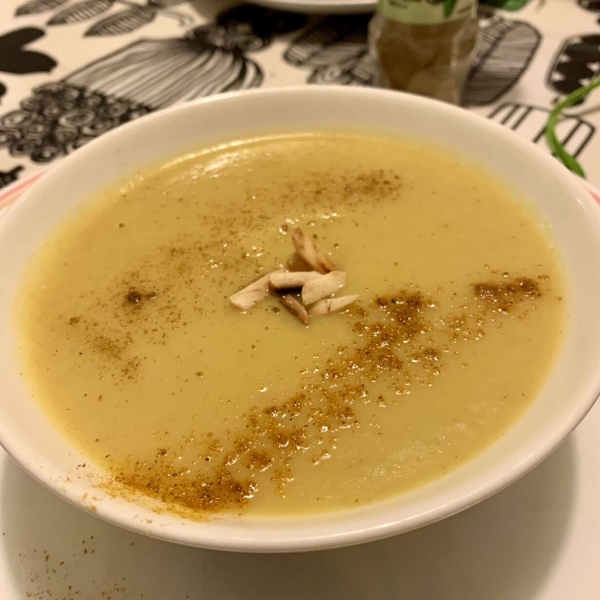 Curried Cauliflower-Potato Soup