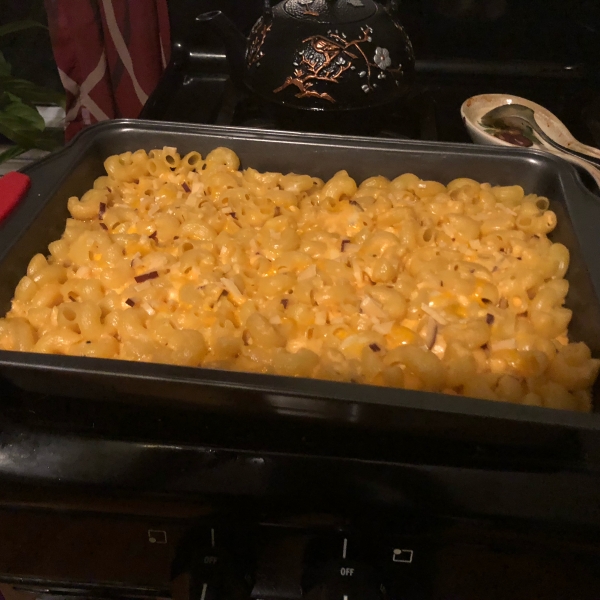 Gluten-Free Macaroni and Three Cheeses with Bacon