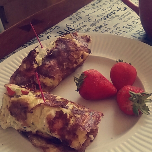 Egyptian Feta Cheese Omelet Roll