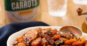 Glazed Carrots with Spicy Pecans