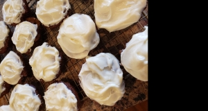 Carrot Cake Cupcakes with Cream Cheese Frosting