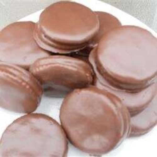 Chocolate Coated Peanut Butter Crackers