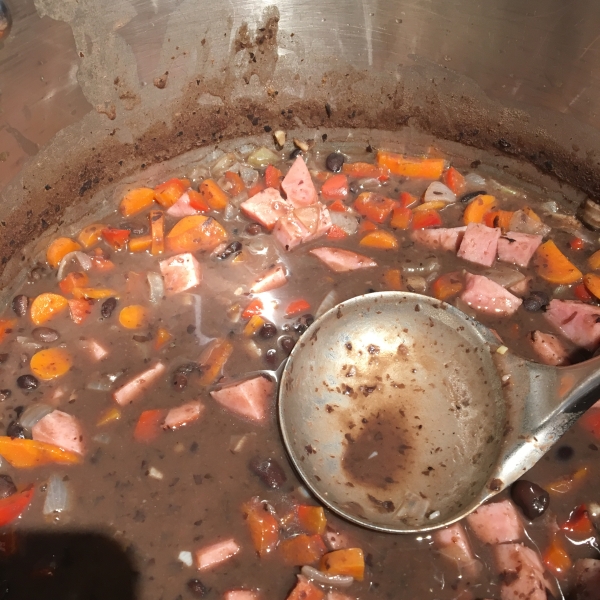 Fast and Delicious Black Bean Soup