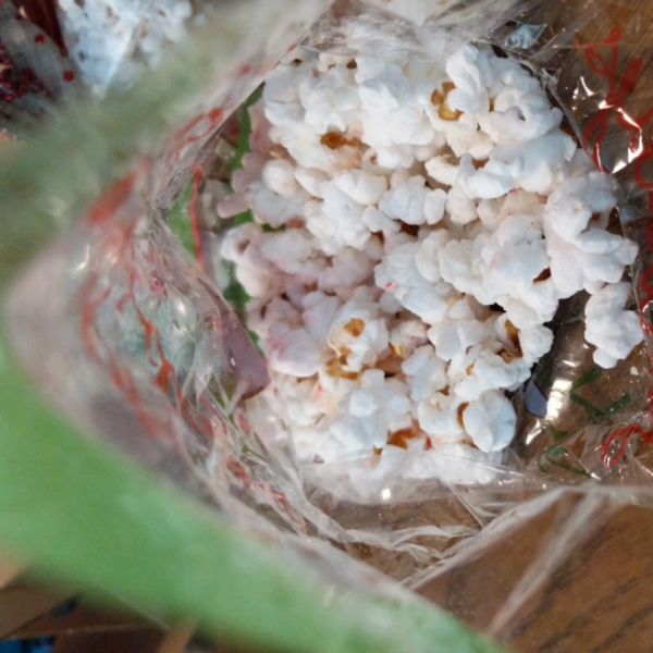 Candy Cane Popcorn