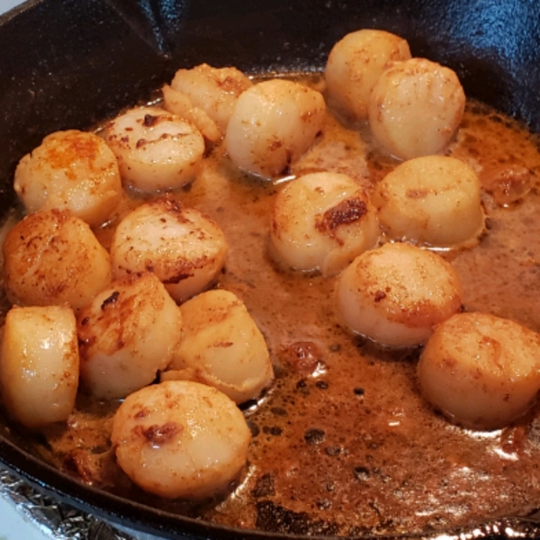 Quick Pan-Seared Scallops