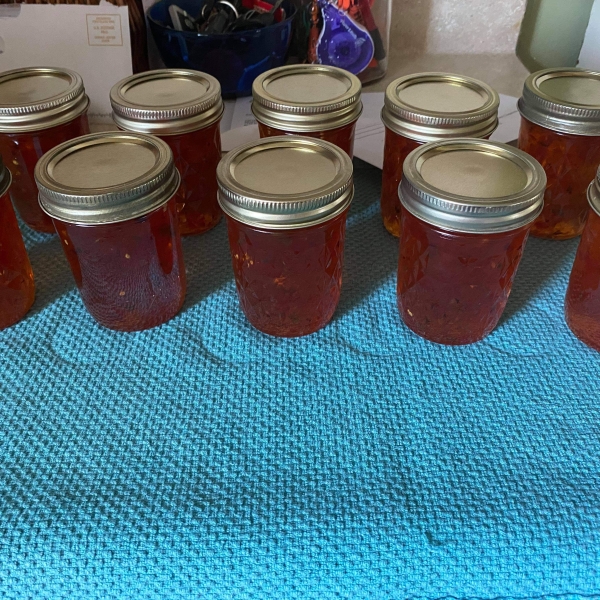 Red and Green Christmas Jalapeno Jelly