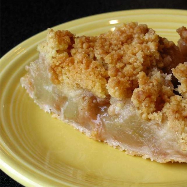 Apple Crunch Pie with Vanilla Sauce