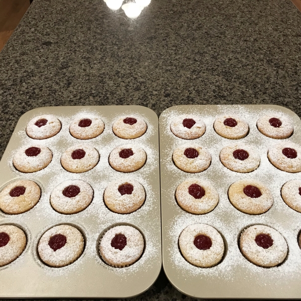 Jelly Doughnut Cupcakes