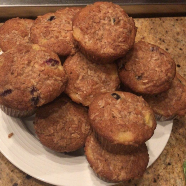 Mango Blueberry Muffins With Coconut Streusel