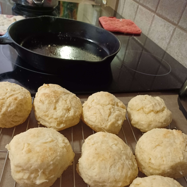 Grandma's Baking Powder Biscuits