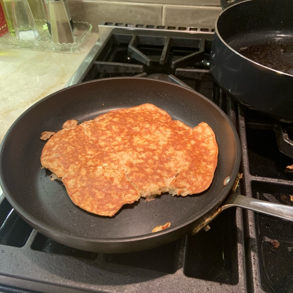 Three-Ingredient Banana Pancakes