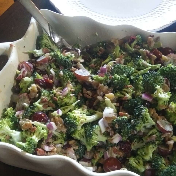 Best Broccoli Salad Ever!