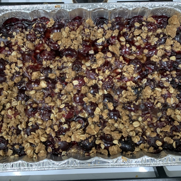 Jill's Cherry Crisp