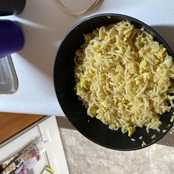 Ramen Scrambled Eggs