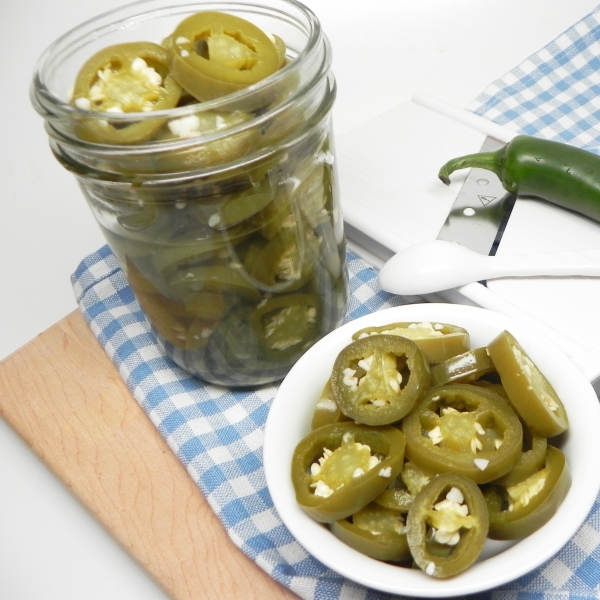 Instant Pot® Pickled Jalapeno Rings