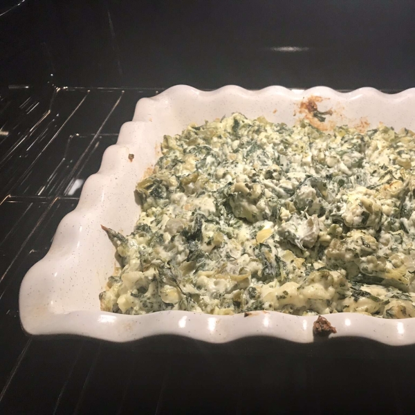 Veronica's Hot Spinach, Artichoke and Chile Dip