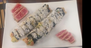 Inside-Out Spicy Tuna and Avocado Sushi