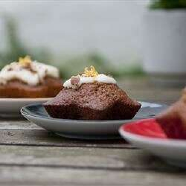 Luscious Carrot Cupcakes