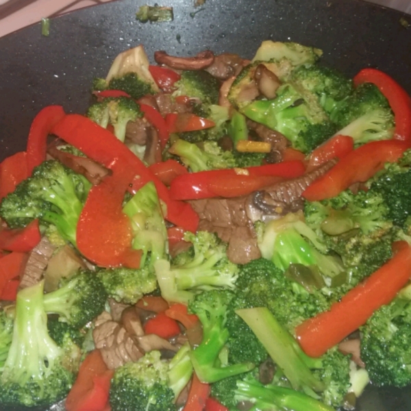 Fun Karnal (Beef and Broccoli)