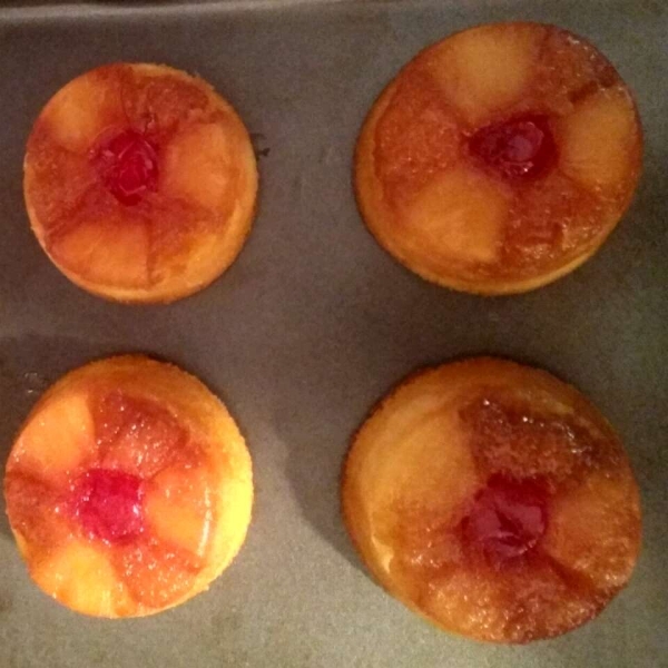 Pineapple Upside-Down Cupcakes