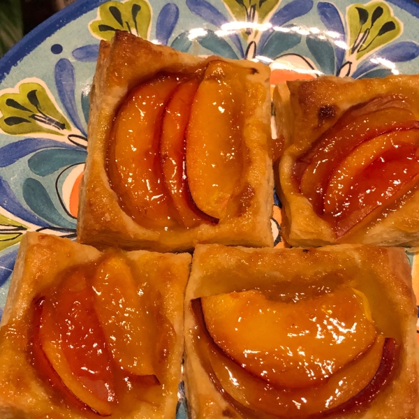 Peach Tartlets with Apricot Glaze