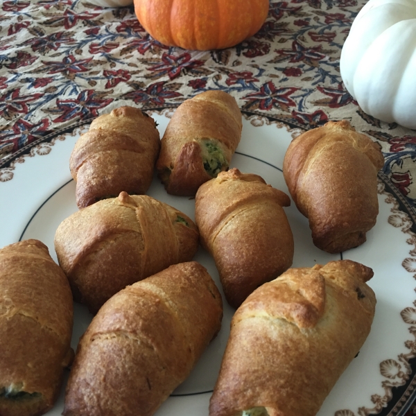 Spinach and Sausage Stuffed Crescents