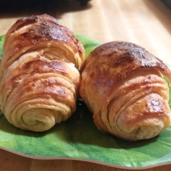 Traditional Layered French Croissants