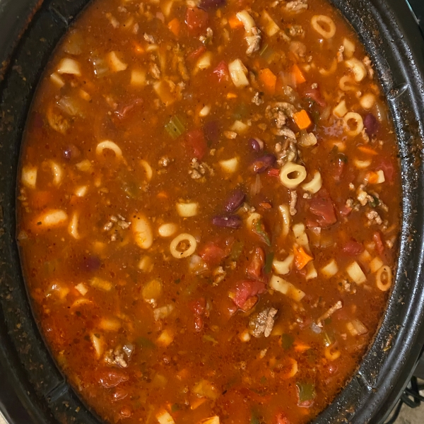 Slow Cooker Pasta Fagioli Soup