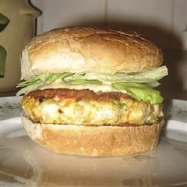 Delicious Ahi Fish Burgers with Chives