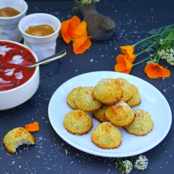 Paleo Coconut Macaroons