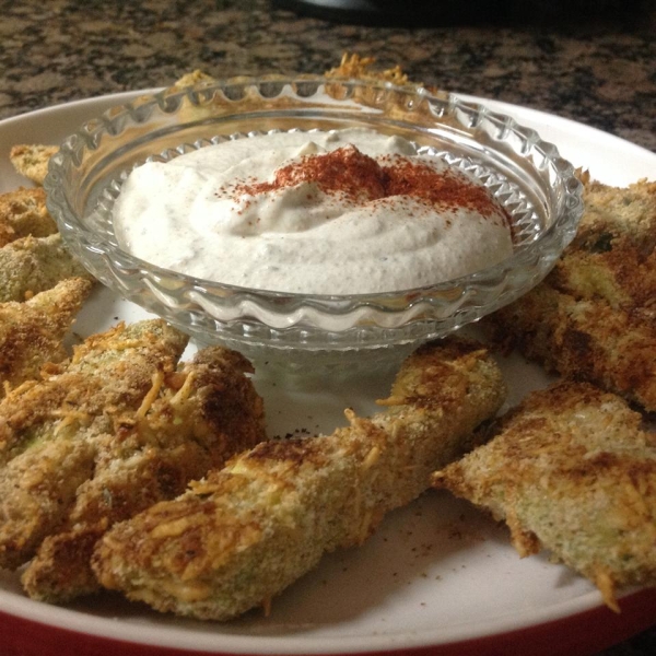 Avocado Fries with Sriracha Garlic Dip