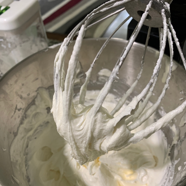 Simple and Delicious Buttercream Frosting