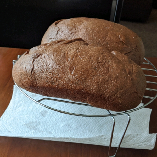 Best Ever Pumpernickel Loaf