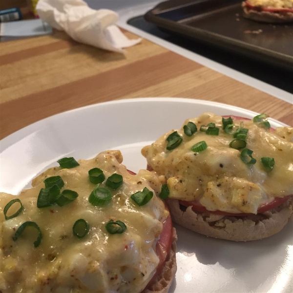 Spicy Egg Salad English Muffins