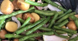 Slow-Cooked Fresh Green Beans with Bacon, Onion, and Red Potatoes