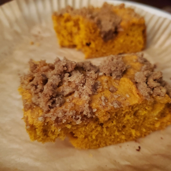 Pumpkin Streusel Coffee Cake