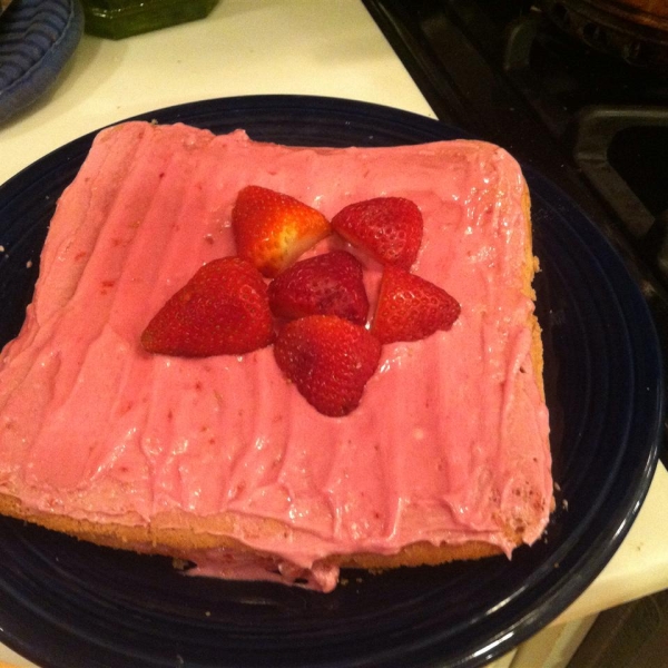 Aunt Kate's Strawberry Cake