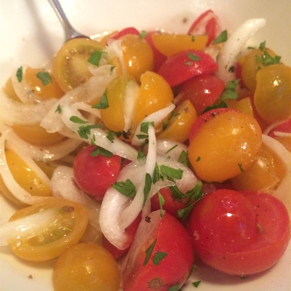 Chrissy's Sweet 'n' Sour Tomato Salad